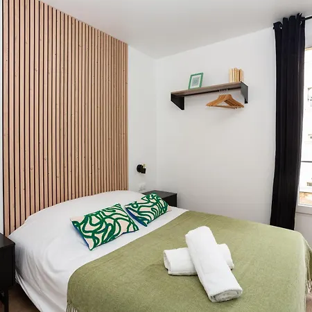 Couette-café Maison Geranium *