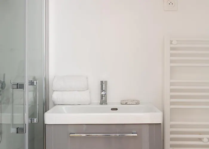 Maison Geranium 4* باريس