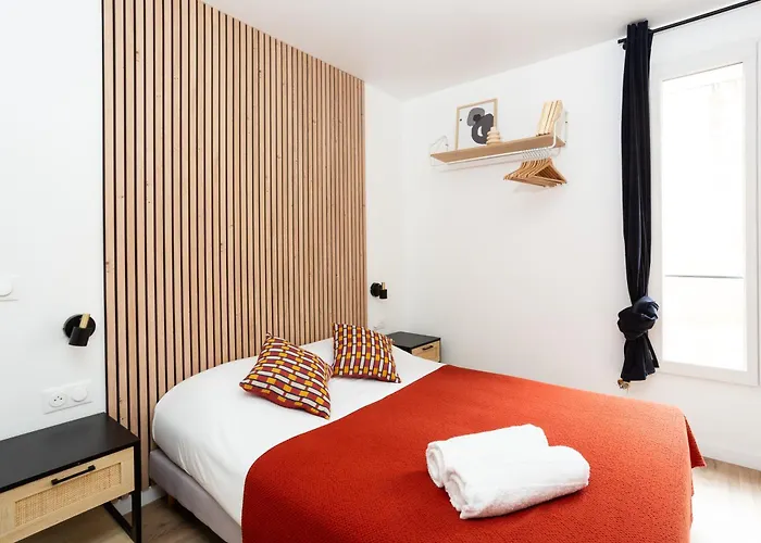 Maison Geranium فندق مبيت وإفطار