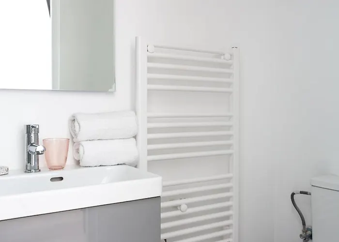 فندق مبيت وإفطار Maison Geranium 4*