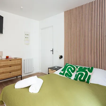 לינה וארוחת בוקר Maison Geranium פריז